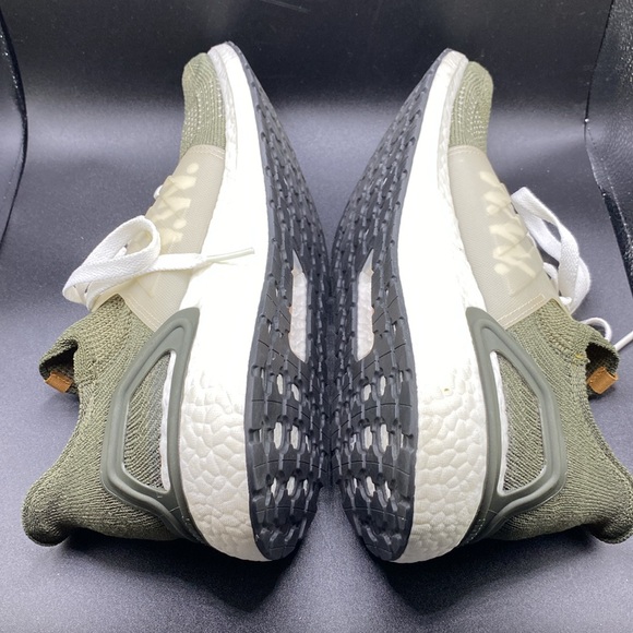 Adidas X Wood Wood Ultraboost 19 Size 13 - Picture 5 of 16